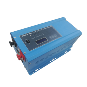 ממיר/מטען סולארי משולב 3000W 24V חד פאזי COSUPER עם תצוגה דיגיטלית וטרמינלים צדדיים, אידיאלי למערכות אנרגיה סולארית, טכנולוגית פוטו-וולטאית, ייצור חשמל מתחדש ותשתיות קרוואנים ותחנות כוח ניידות.