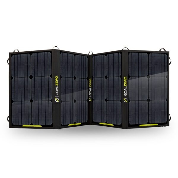 פאנל סולארי מתקפל 100W NOMAD 12-22V—טכנולוגית פוטו-וולטאית מתקדמת לייצור אנרגיה מתחדשת, פתרון נייד לטעינה יעילה של תחנות כוח ניידות ומכשירים חשמליים בכל מקום, עם מיתוג Goal Zero על הפאנלים; אידיאלי שימוש בתשתיות אנרגיית סולרית ולהשתמש מחוץ לרשת.